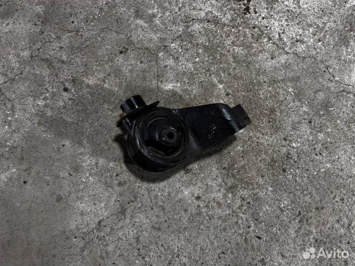 Подушка двигателя правая Киа Маджентис 1 2.5G6BV