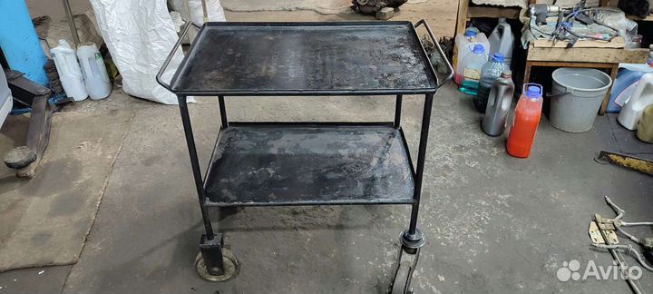 Стол (стеллаж) подкатной для инструментов