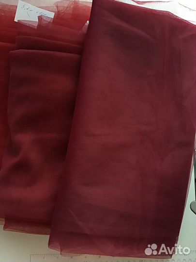 Отрезы фатина бордового цвета