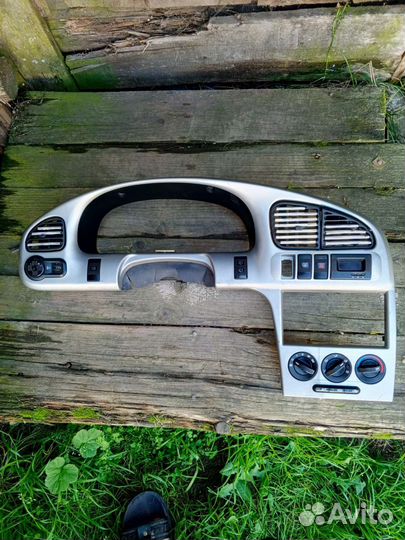 Накладка панели приборов на киа спектра/шума