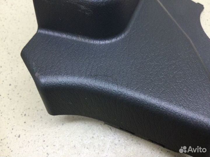 Крышка сиденья передняя левая Nissan Patrol Y62