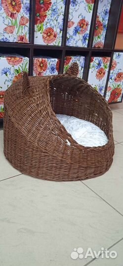 Лежанка для кошек или маленьких собак