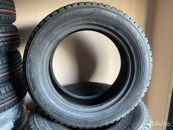 Marshal WinterCraft SUV Ice WS31 255/55 R18 109T