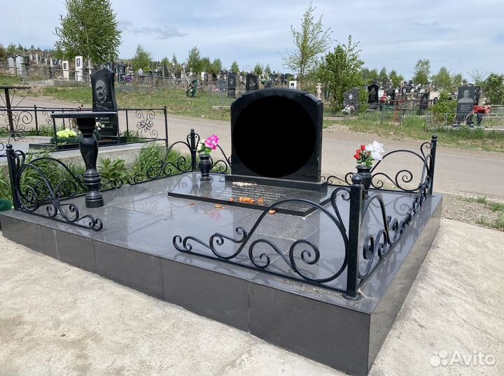 Памятники, благоустройство могил, оградки