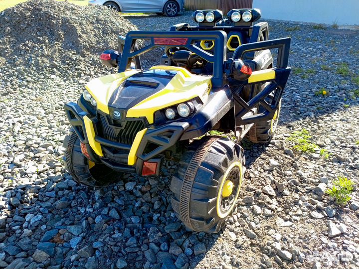 Детская машина электромобиль