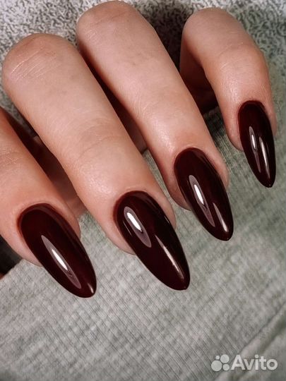 Маникюр. Педикюр. Моностудия