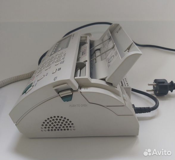 Телефон и факс Panasonic KX-FP218. Рабочий