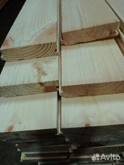 Создавайте уют и тепло с досками из сосны