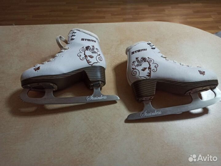 Коньки фигурные детские