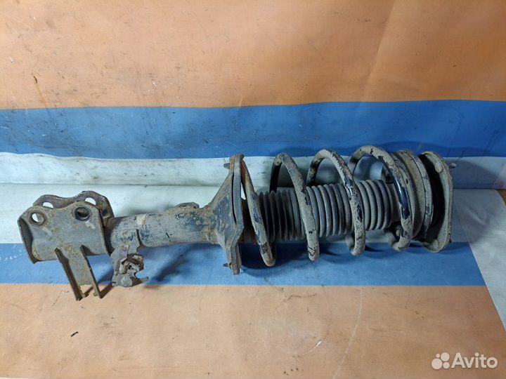 Амортизатор подвески передний правый Geely Emgrand