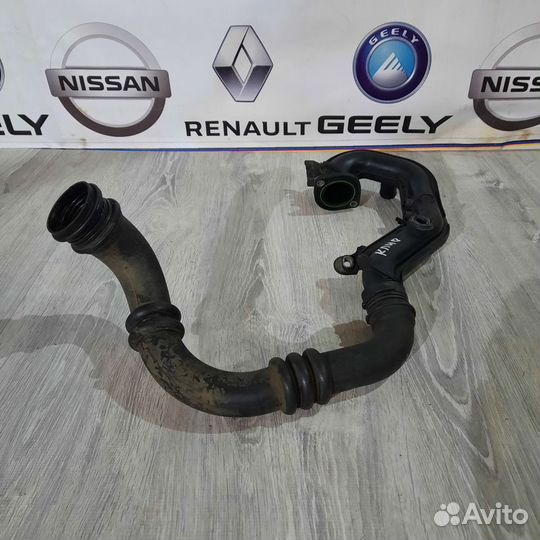 Патрубок интеркулера Renault clio 3