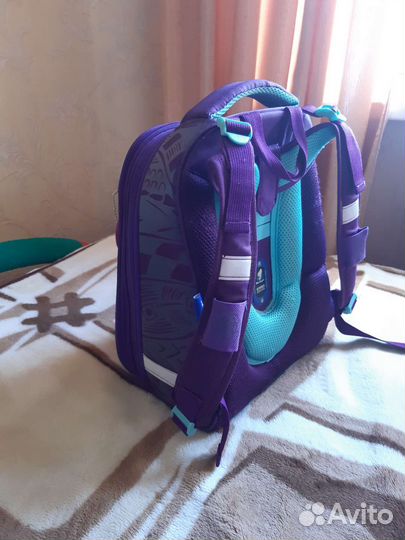 Рюкзак школьный