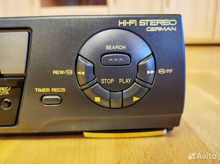 Видеомагнитофон Panasonic NV-HD620