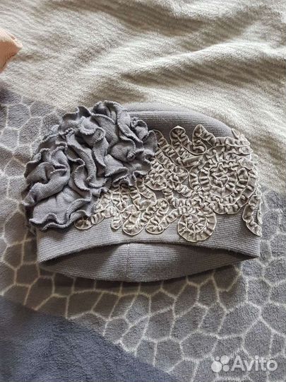 Шапка женская, разные, 5 штук