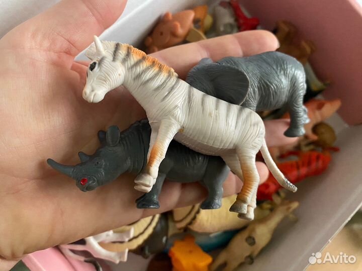 Набор фигурок животных 33 шт