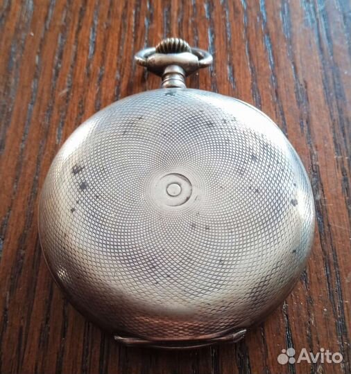 Серебряные часы, 1900-й год выпуска