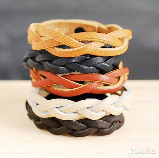 Обучение кожевенному ремеслу в мастерской