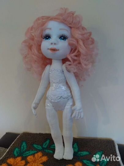 Текстильная кукла ручной работы