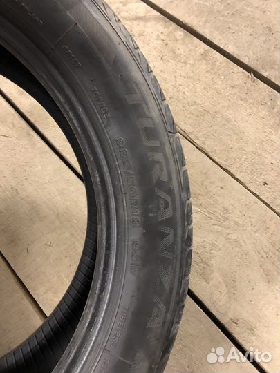 Bridgestone Turanza T001 225/50 R18