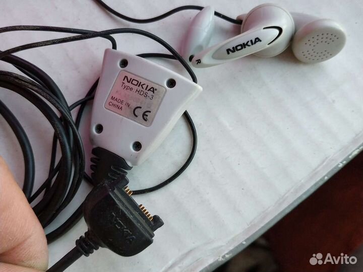 Гарнитура Nokia HDS-3