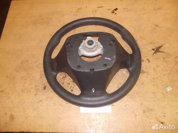 Рулевое колесо (Kia Cerato)