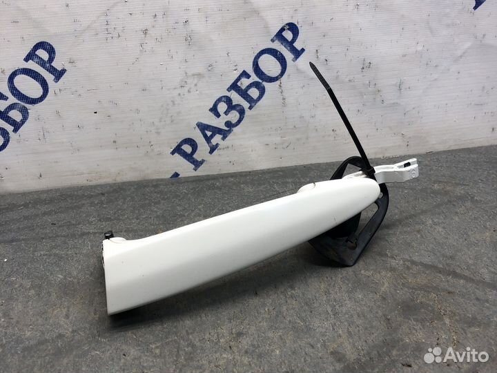 Пер лев ручка BMW X6 E71