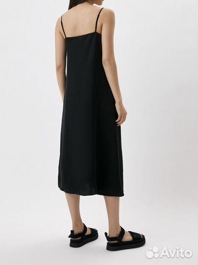 Платье Uniqlo
