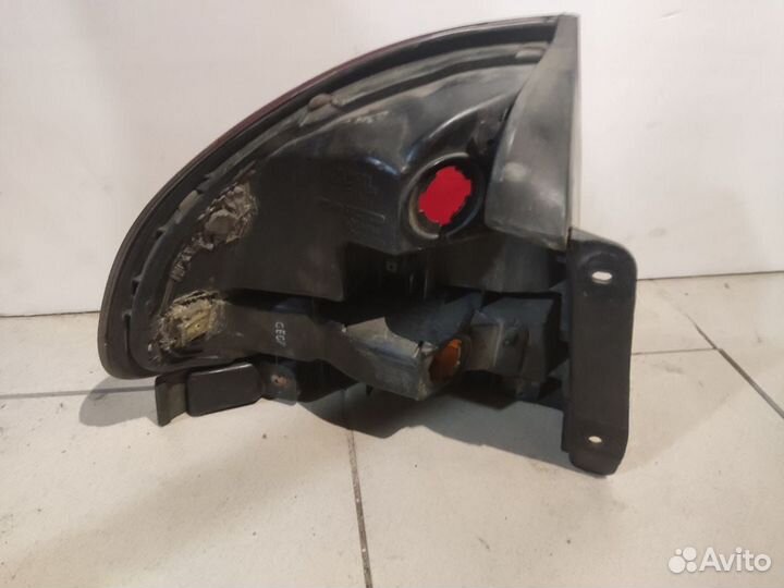 Фонарь mazda 626 ge