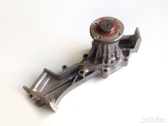 Помпа водяная Infiniti QX4 1997-2000
