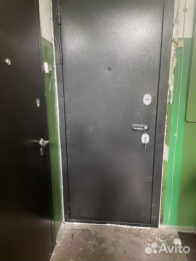 Дверь Marcus Мальта серебро Бетон темный