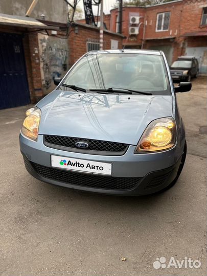 Ford Fiesta 1.4 МТ, 2006, 136 705 км