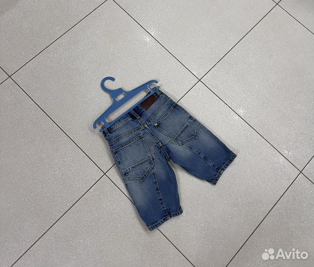 Джинсовые шорты для мальчка 104 h&m