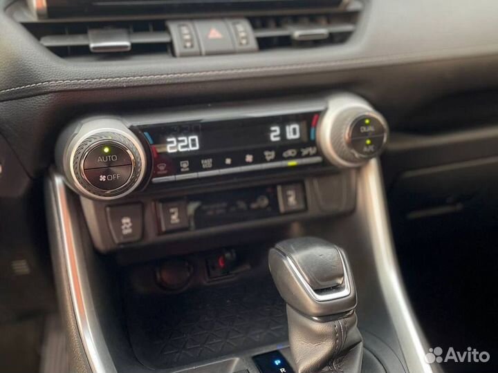 Toyota RAV4 2 CVT, 2020, 31 000 км