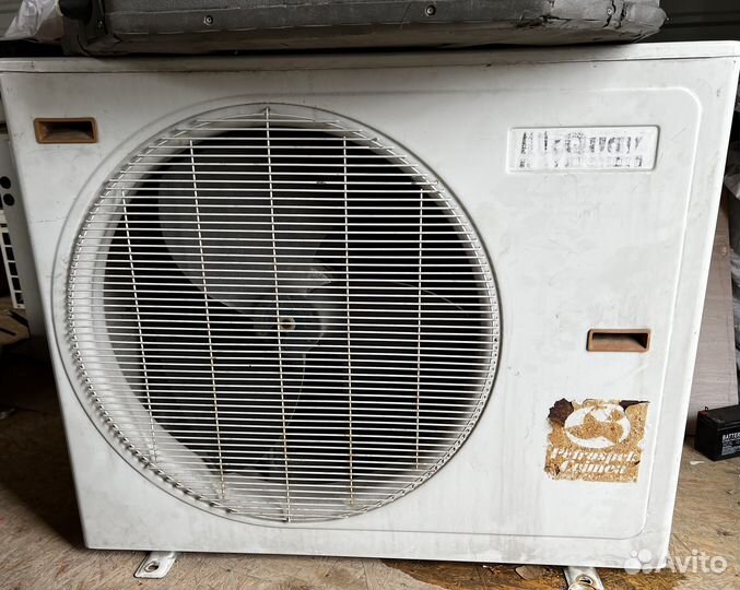 Кондиционер кассетный 48 потолочный