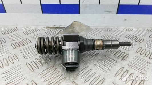 Форсунка дизельная chrysler sebring 3 (89O52AL04)