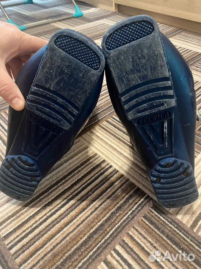 Горнолыжные ботинки