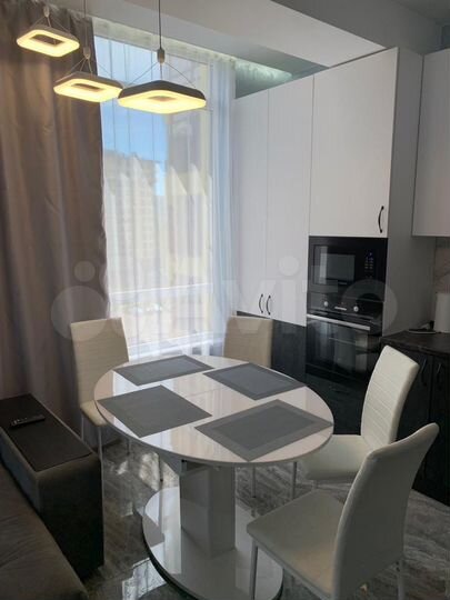 2-к. квартира, 56 м², 6/13 эт.