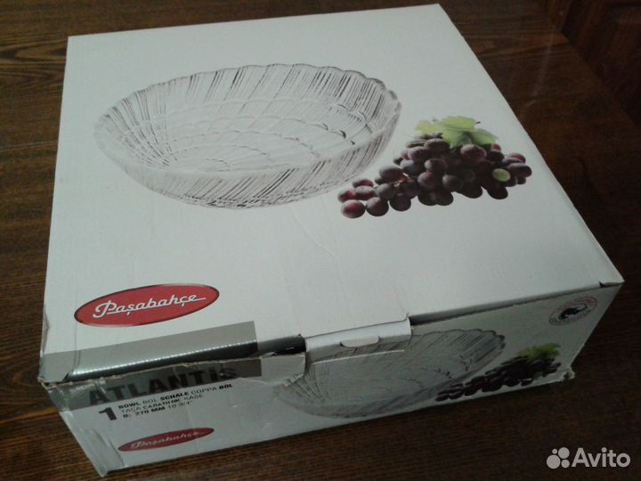 Салатник большой новый