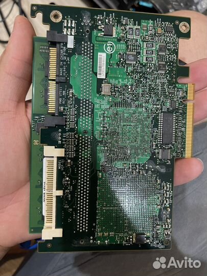 Контроллер Dell SAS UCP-51