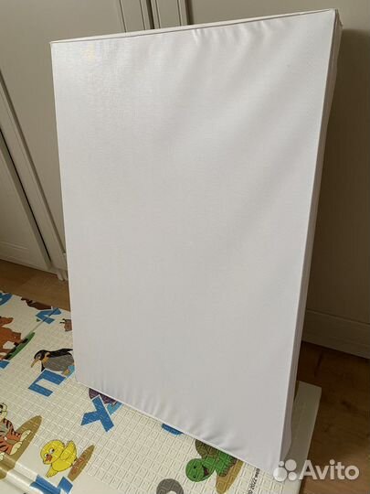 Пеленальная доска на кроватку