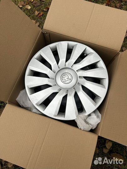 Штампованные диски с колпаками R15