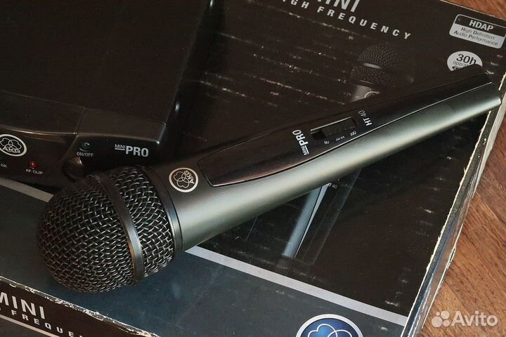 Микрофон AKG wms 40 mini