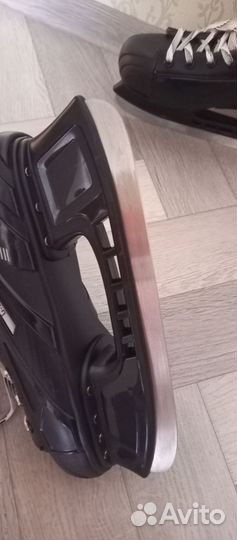 Коньки хоккейные 44 размер