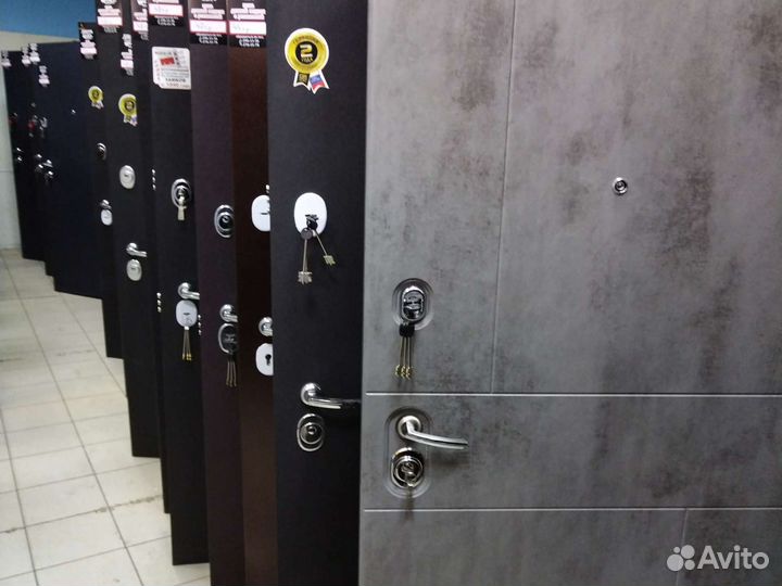 Двери продам