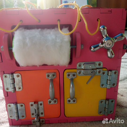 Бизиборд куб