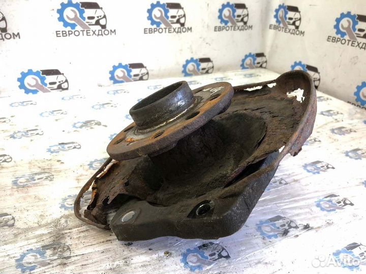 Кулак поворотный + ступица задний левый Opel Astra