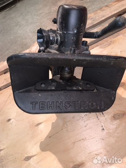 Фаркоп Технотрон новый
