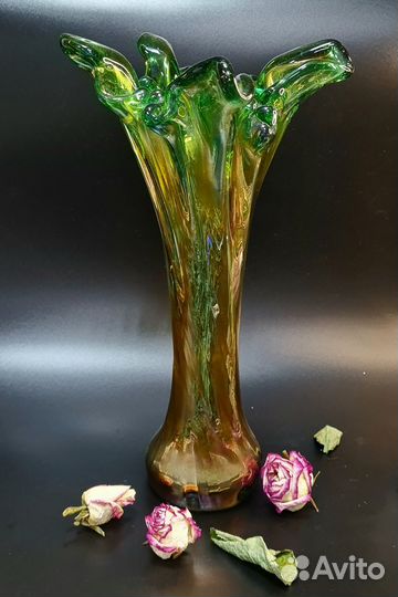 Ваза, конфетница, гутное стекло