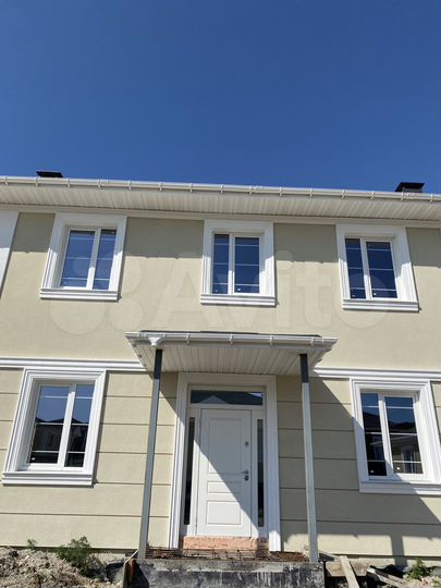 Дом 165 м² на участке 4 сот.