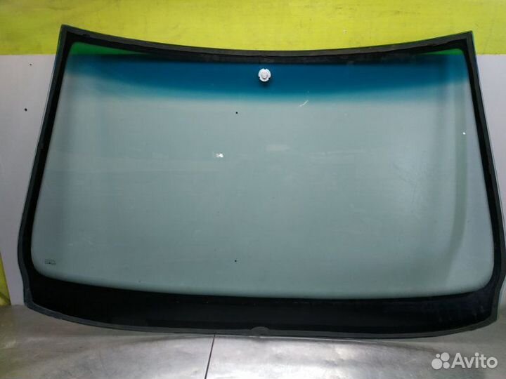 Стекло лобовое переднее Bmw 5-Series E39